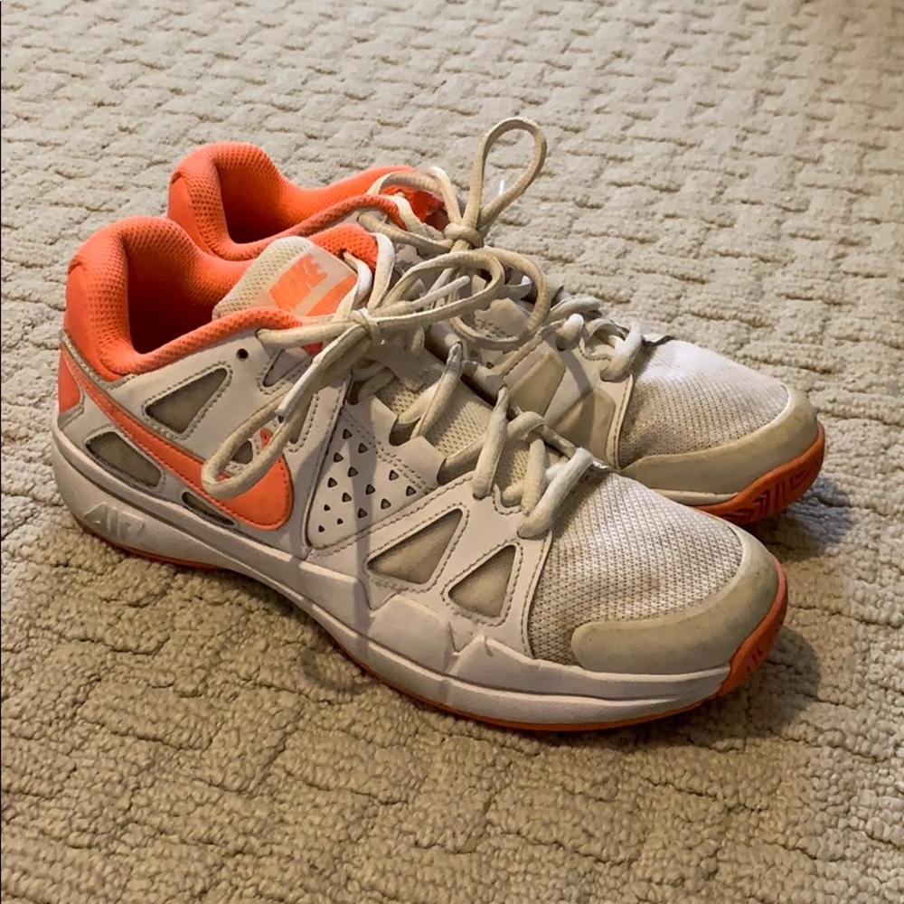 Nike Tennis Shoe